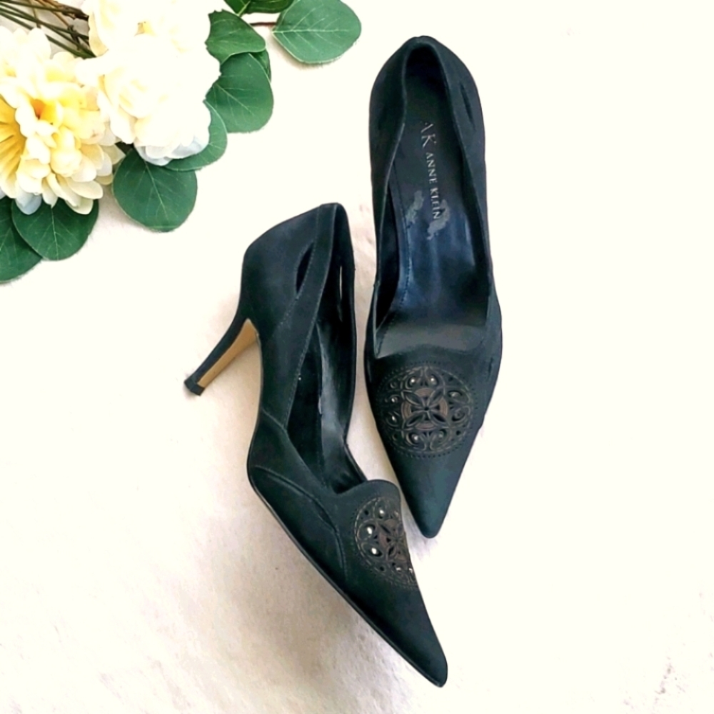 Anne Klein Black Suede Leather Heels | 6M